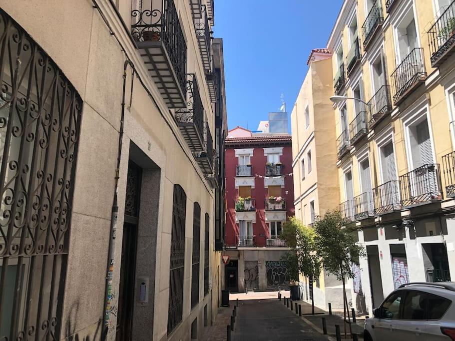 Tesoro Calle, Precioso Estudio Super Equipado Para Dos En Malasana Madrid Esterno foto