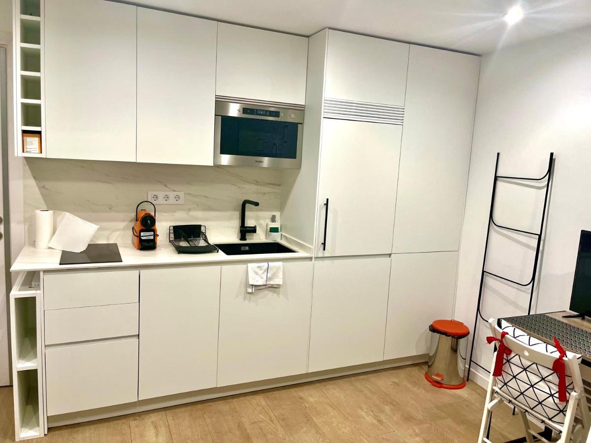 Tesoro Calle, Precioso Estudio Super Equipado Para Dos En Malasana Madrid Esterno foto
